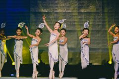 重磅！首個教育評價系統性改革文件出爐，校外培訓將迎變局