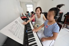 明明校長(zhǎng)學(xué)了很多理論知識(shí)，為什么機(jī)構(gòu)還是發(fā)展不好？